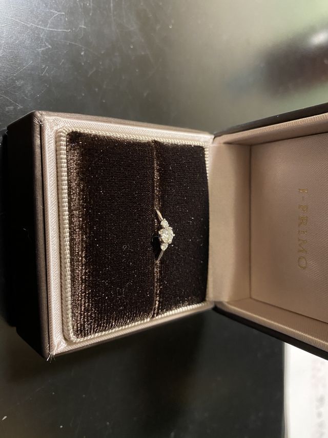 婚約指輪ヴィオラ
