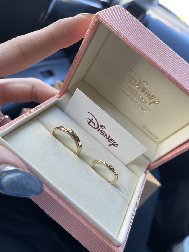 結婚指輪の写真
美女と野獣のリング