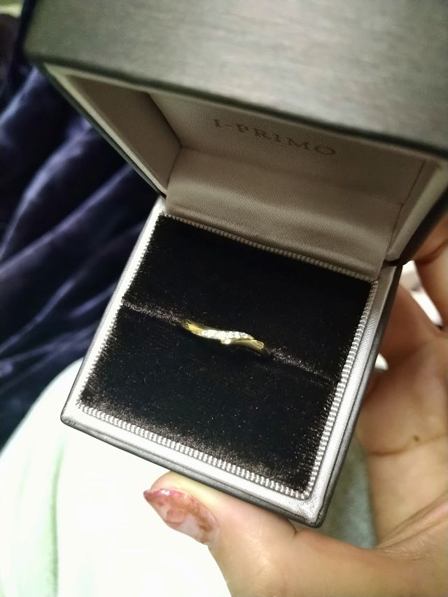 新郎はつけられないので新婦分のケースでシックで素敵でした。