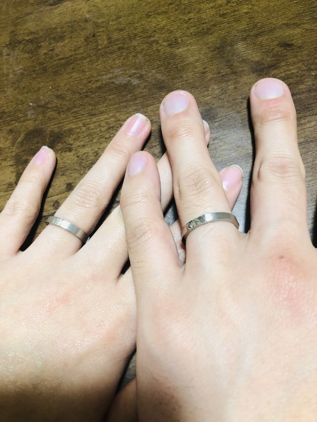 2人でデザインした指輪です。
とても自信作です。