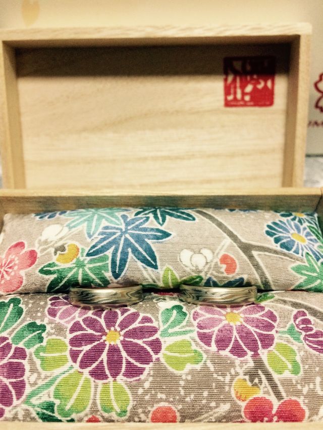 納品時は、おしゃれな桐箱で。