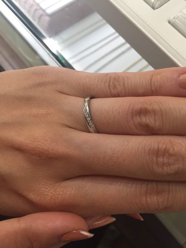 男性のデザインとも相性がぴったりです。