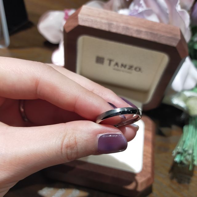 旦那さんの分。1エッジ、エッジ部分のマット加工が最高。