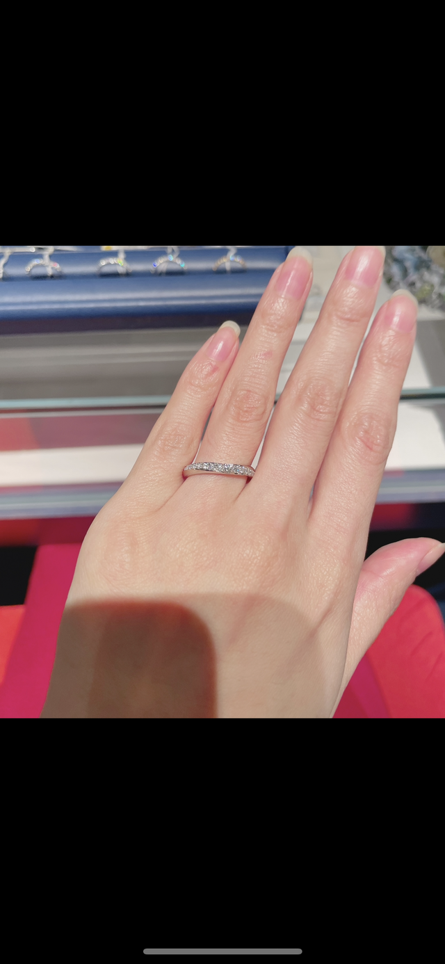 どの方向から見てもキラキラ