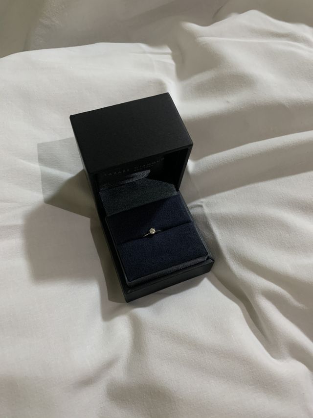 婚約指輪ももらったときに撮った写真です