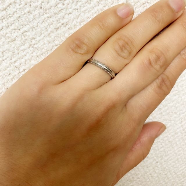 小さくて短い指にも馴染みます。