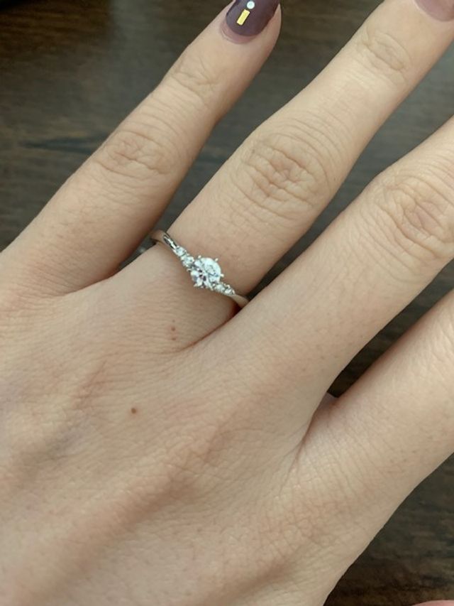 ダイヤモンドがとても目立つデザイン