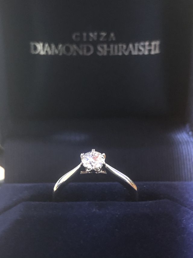 リングデザイン:ホワイトリリー