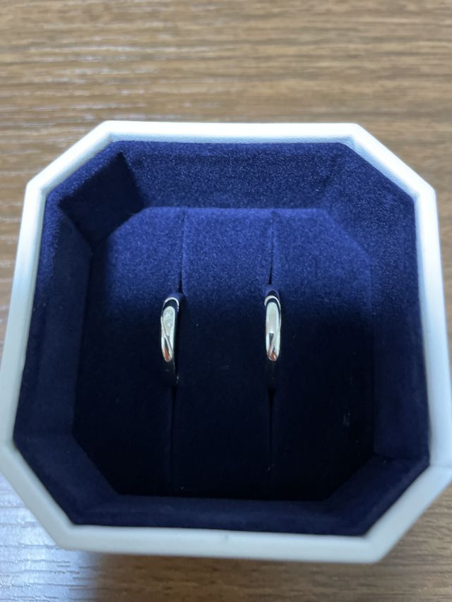 愛知県に転勤して名古屋でお店を見つけて購入しました。