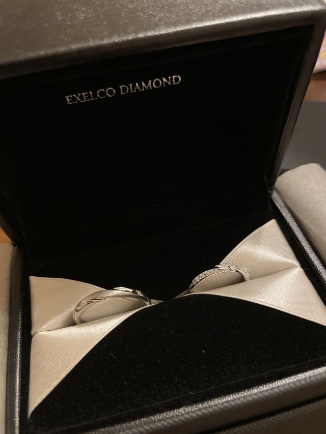 どの角度からみてもキラキラ輝いて見えるのがお気に入りです！