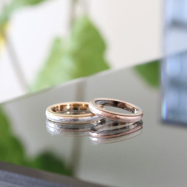 色違いで作ってもらった結婚指輪。錆加工がお気に入りです。