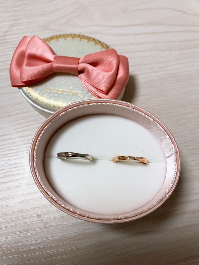 ピンクゴールドが良かったので、ピンクゴールドに変更しました。