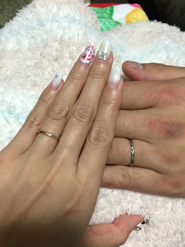 新郎 シルバー 新婦 ピンクゴールド