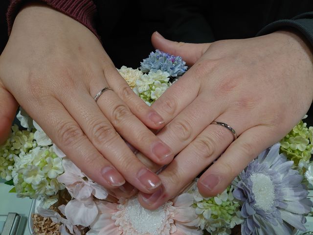 指輪受け取り後、初めて付けた時の写真です！