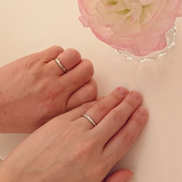 アプローズのペアのリングです。