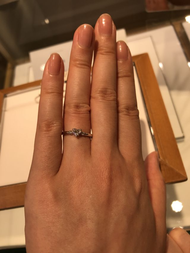 ハートシェイプ、0.3カラット