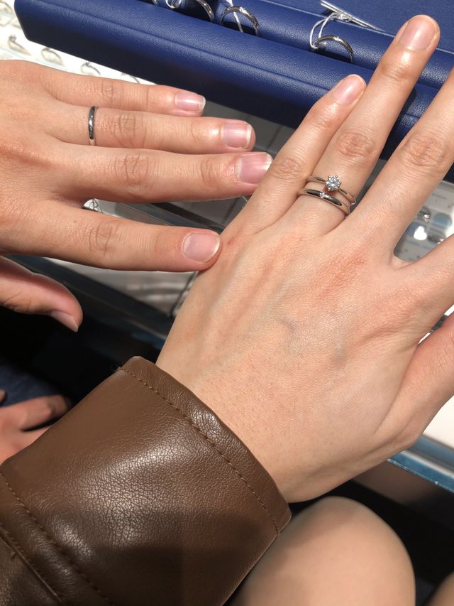 オーバルアノリュー2.0のペア着用写真