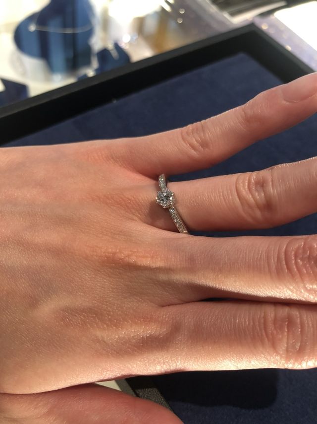 品名:ガーランド
デザイン:メレ