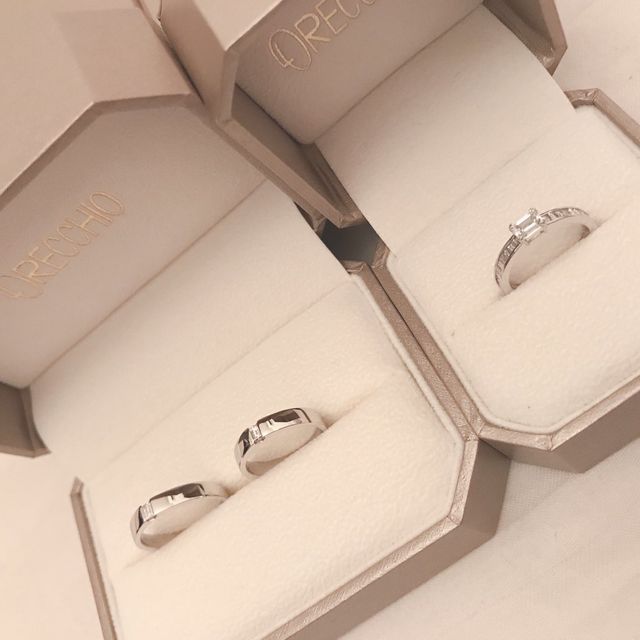 夫の方もダイヤ入りのものにしました！