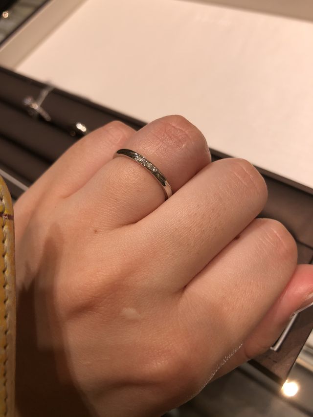 結婚指輪だけで着けるとこんな感じです〜