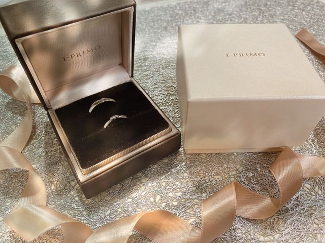 太陽の神様がモチーフのリング。男性用にもストーン有。