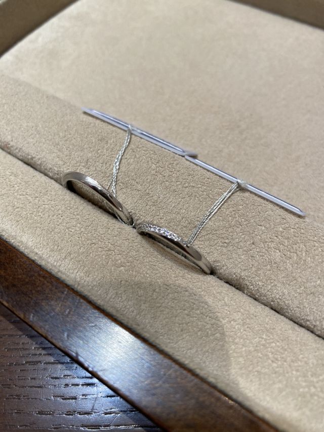 男性リングはマット素材も入っていてお洒落だった