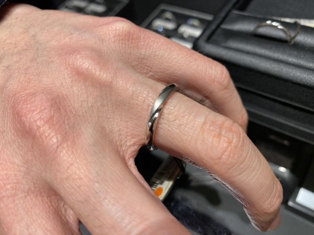 ツヤ消しをいれているお洒落なデザイン