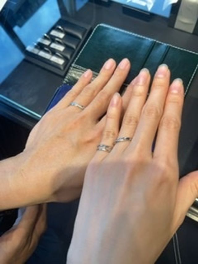 メレダイヤの輝きが上品。