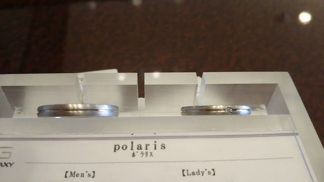 このデザインを元にアレンジを加えました。