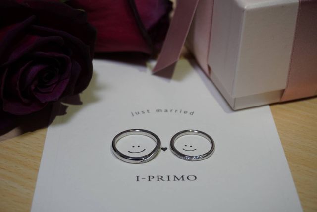 受け取った際にもらった撮影用の台紙を用いて撮りました。