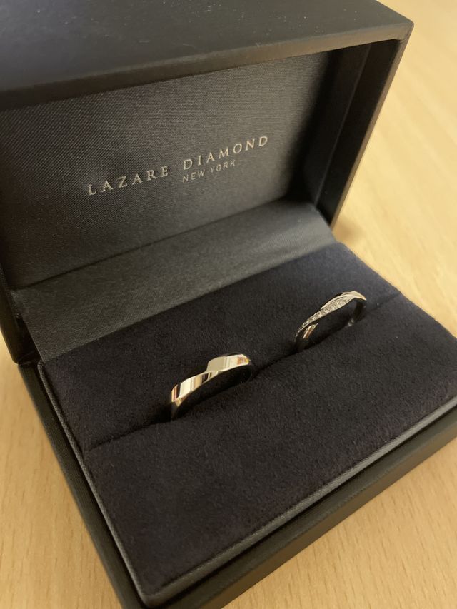 左はベッドフォード、右はスイートアイヴィです。