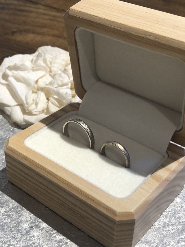 選べるリングケースとペアのリング