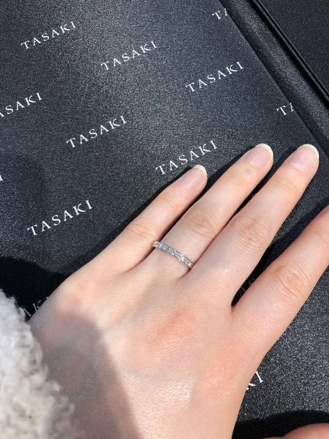 気になっていたデザインを試着しました。