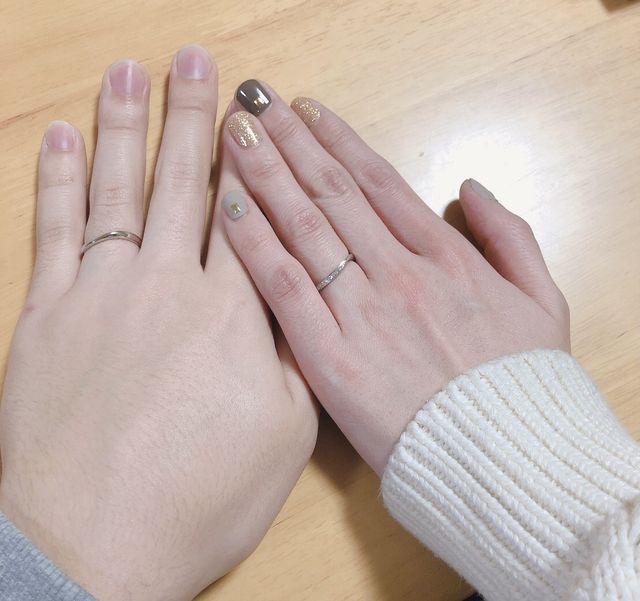 綾というシリーズの指輪です。
