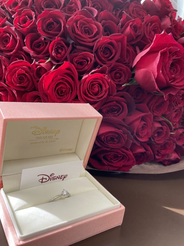 
派手すぎず、かといってシンプルになりすぎないデザイン
