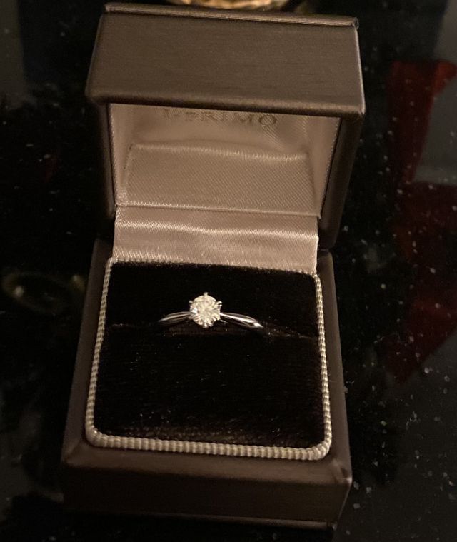 シンプルイズザベスト。飽きず、長く気に入って使える指輪。