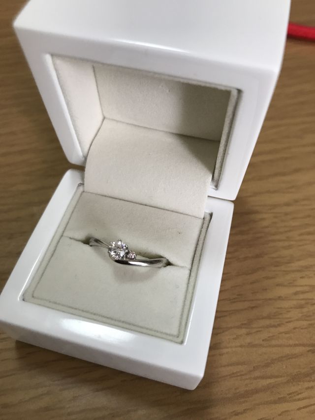 ピンクダイヤモンドがかわいい