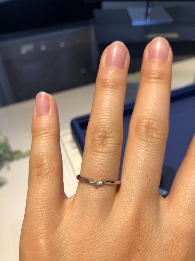 2020年発売の新作Glow of Loveです。