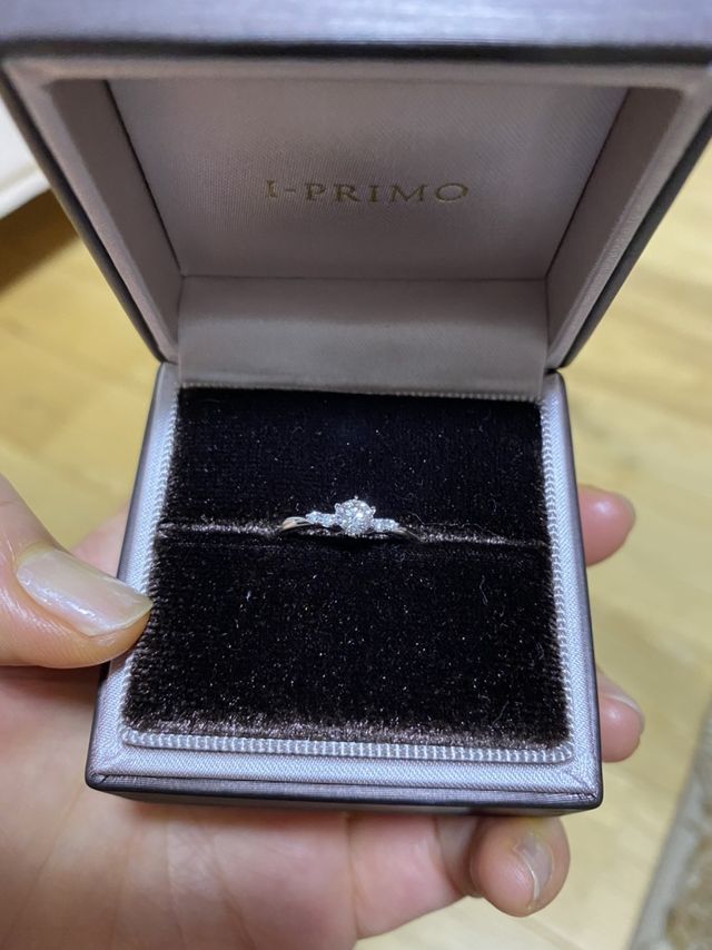 ケラーノの11号です。V字でダイヤモンドがとてもきれいです。