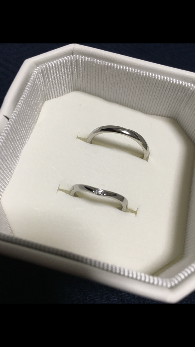 購入時の夫婦の結婚指輪です