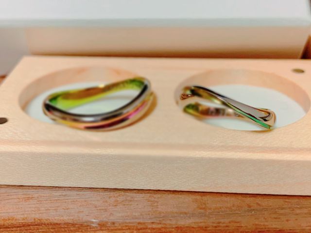 グラデーションです
緑からピンクにかけて