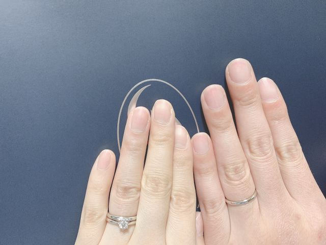 婚約、結婚指輪の重ね付けです。