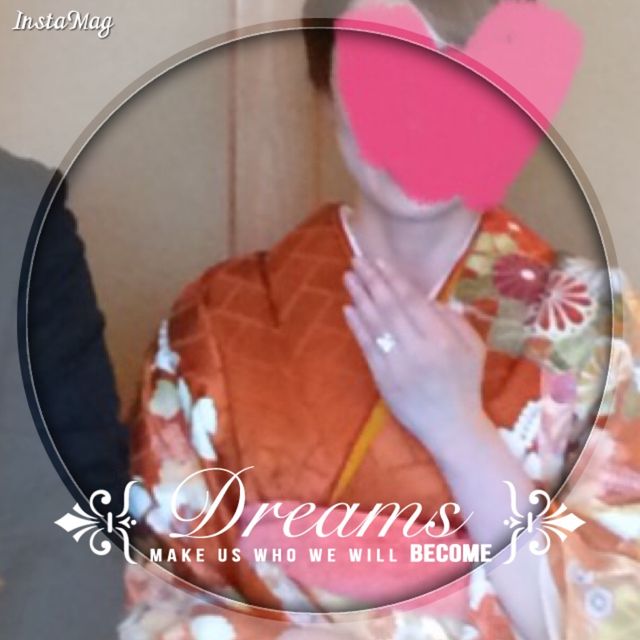 光の具合でとても大きく見えます