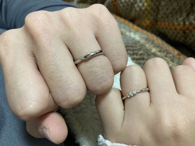 指が綺麗に見えます。