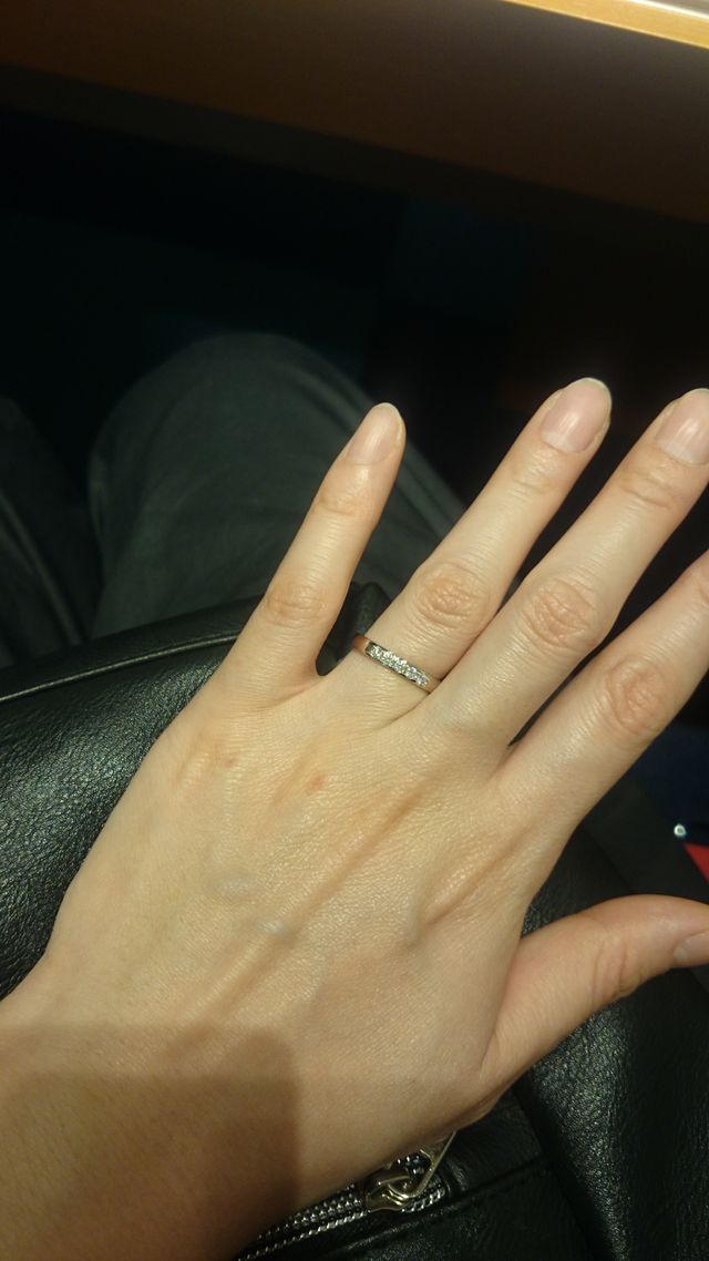 アノリューアニバーサリー、ダイヤ5石