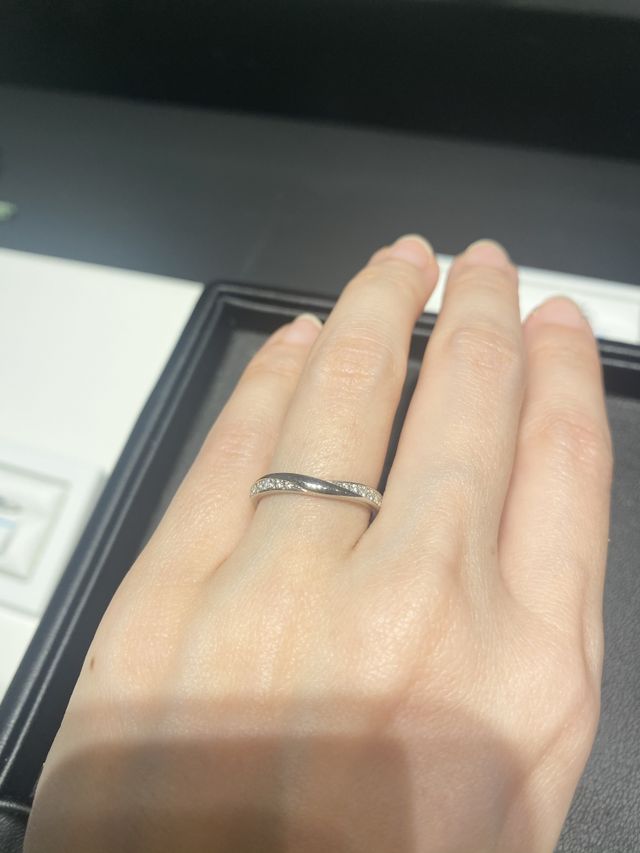 Be there for Uという指輪です。