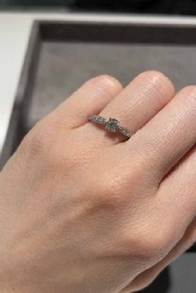 試着なので自分のサイズには合っていません