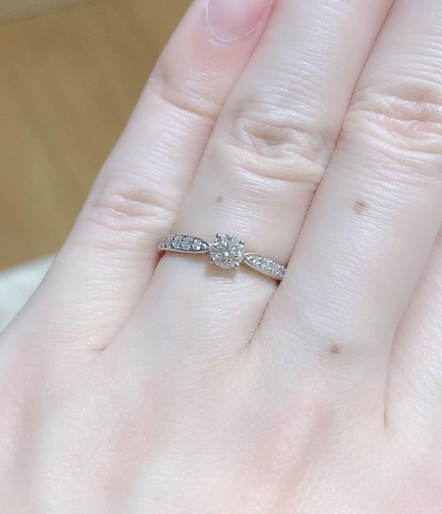 ティファニー ハーモニー エンゲージメント リング 