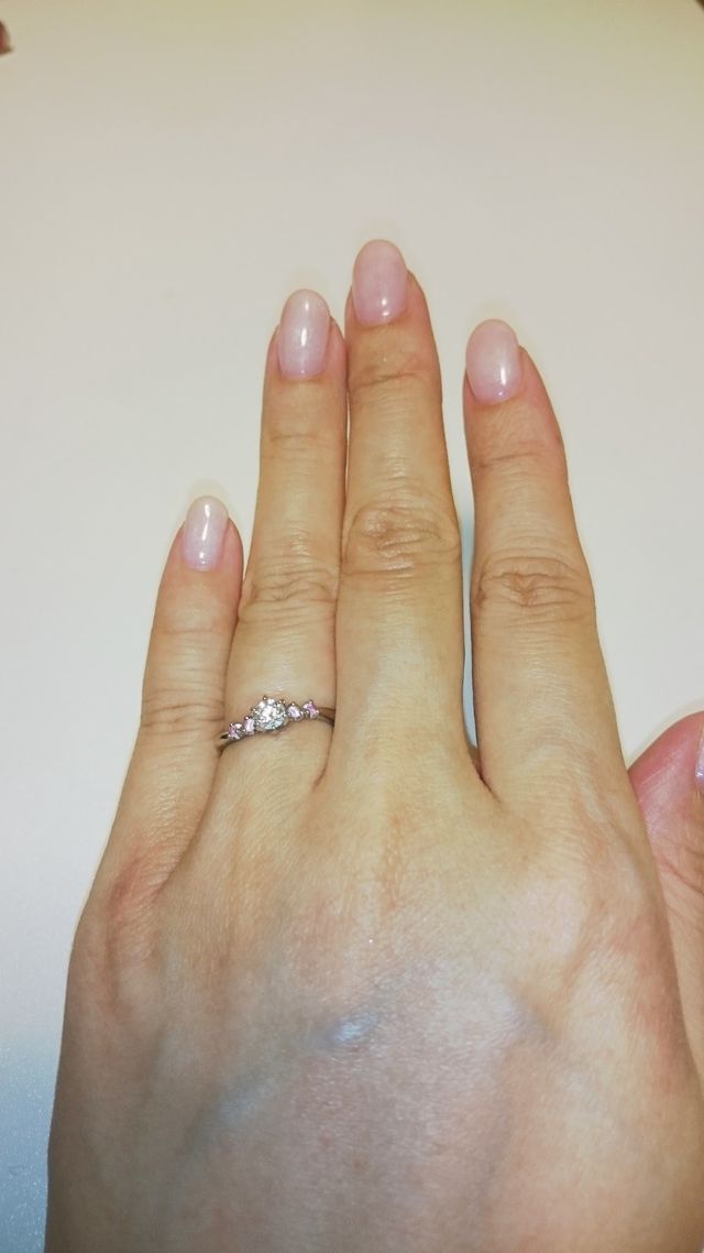 花束をイメージしたマリッジリング☆