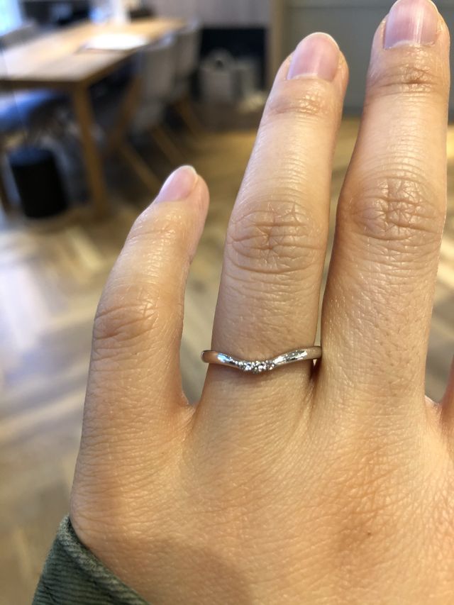 plume（プリュム）白い羽